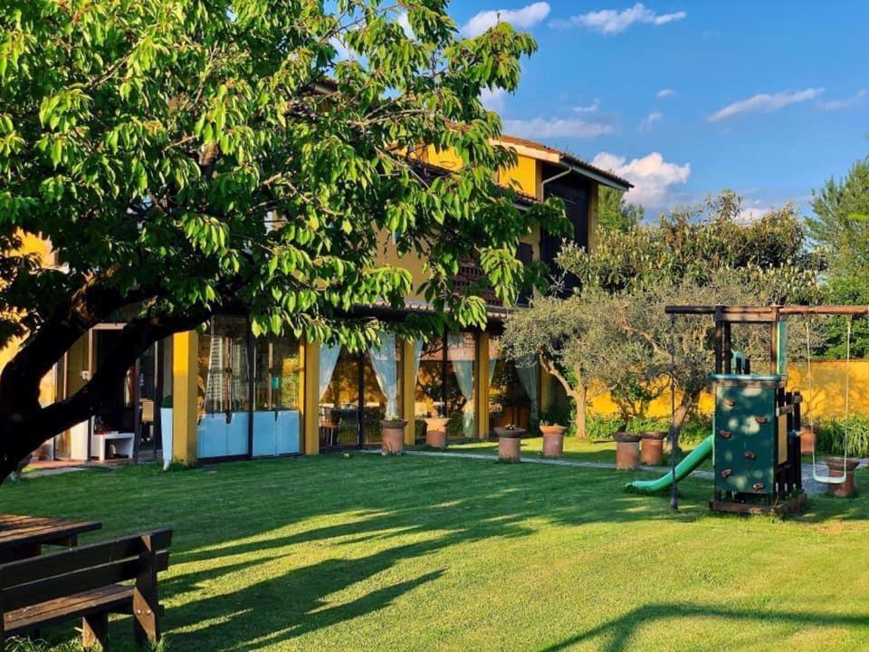 Agriturismo La Conte Lucca Bagian luar foto